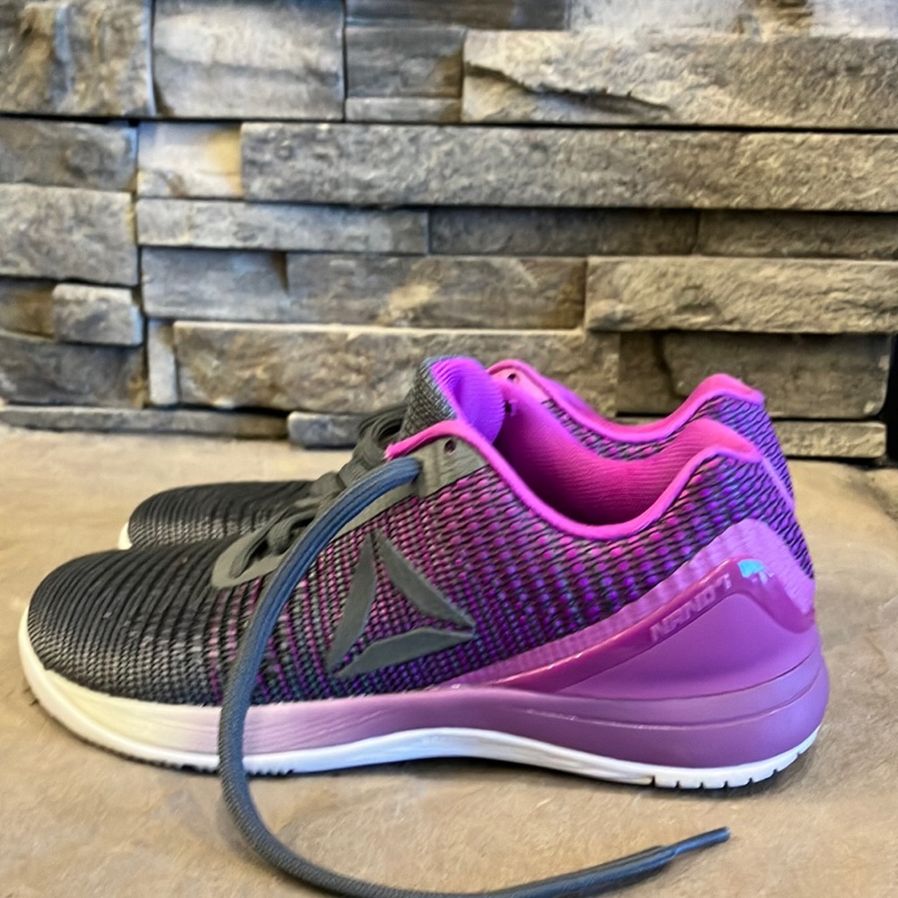 Reebok CrossFit women’s size 6